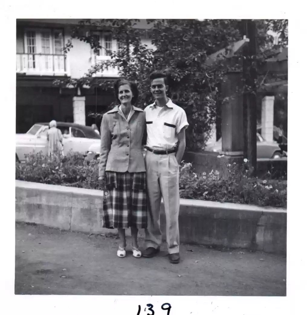 139-Mrs. W.C. Smith & son Paul, West Monroe, Louisiana